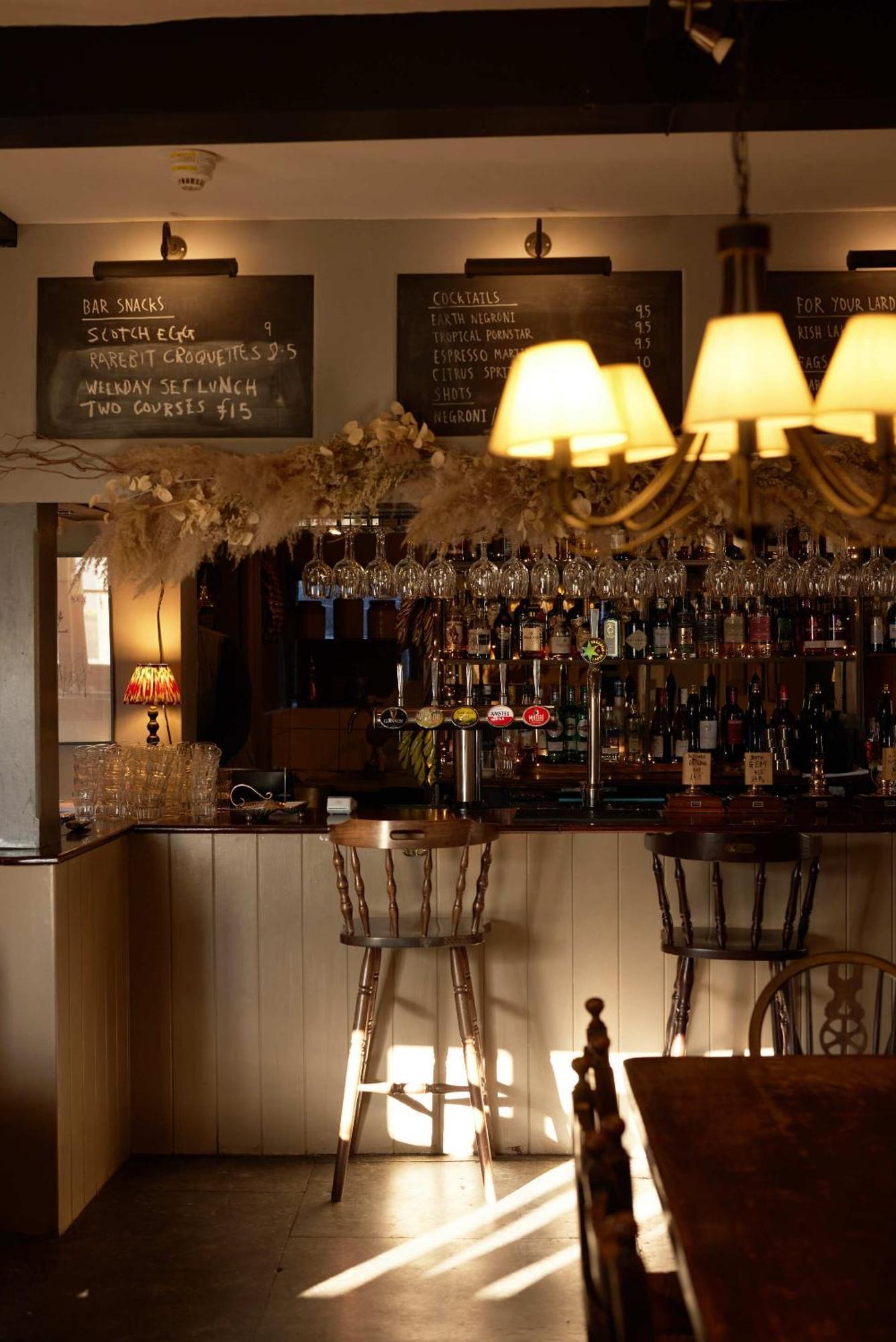 Отель The Grosvenor Arms Hindon Экстерьер фото